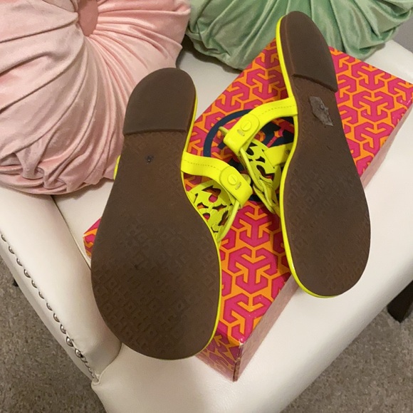 ‼️SOLD‼️Size 8 Neon Yellow Tory Burch Miller - Picture 5 of 5